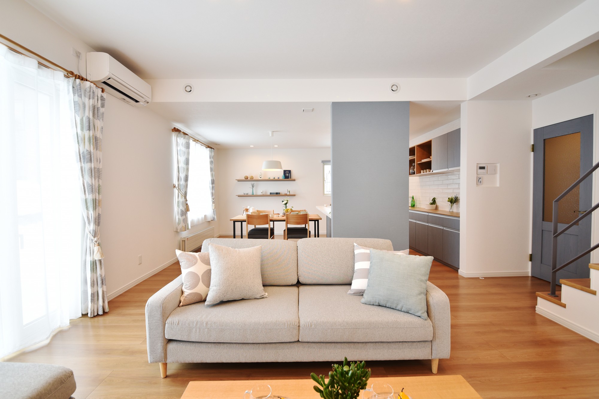 東光10-8 MODEL HOUSE